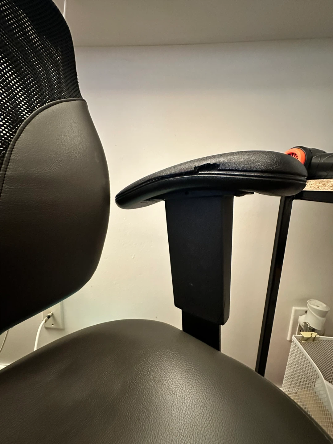 Grey Ergonomic Office Chair - photo 4