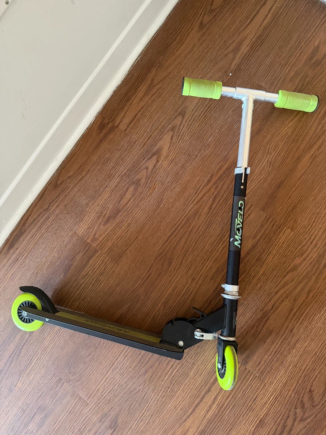 Movelo Scooter