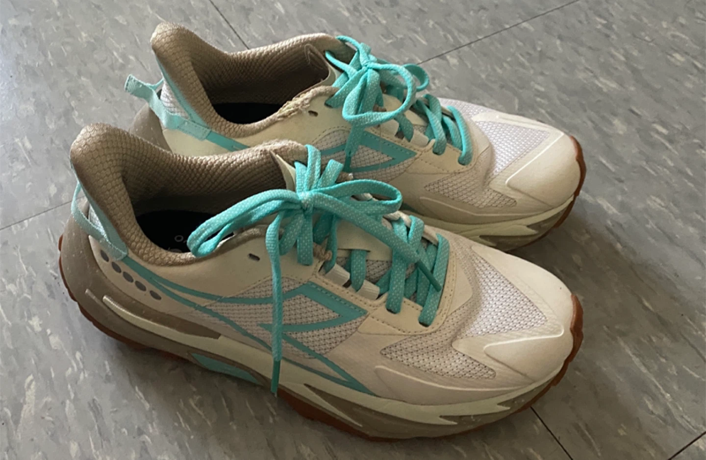 Diadora Women's Running Shoes - Cream/Teal