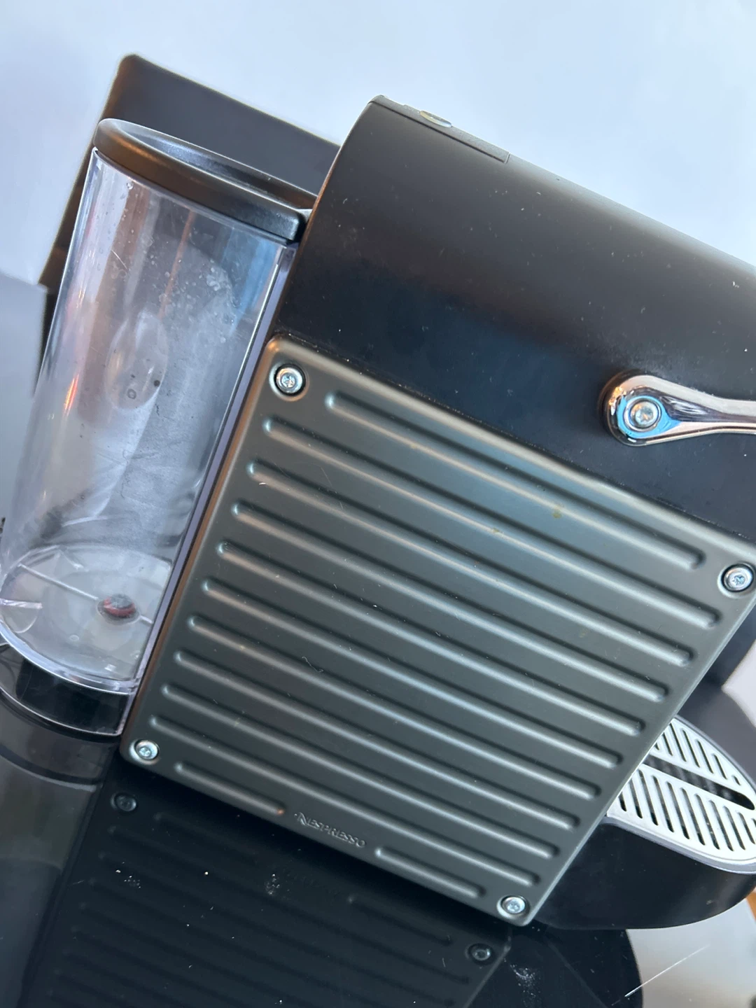 Nespresso Mini Coffee Machine with capsules included - photo 4