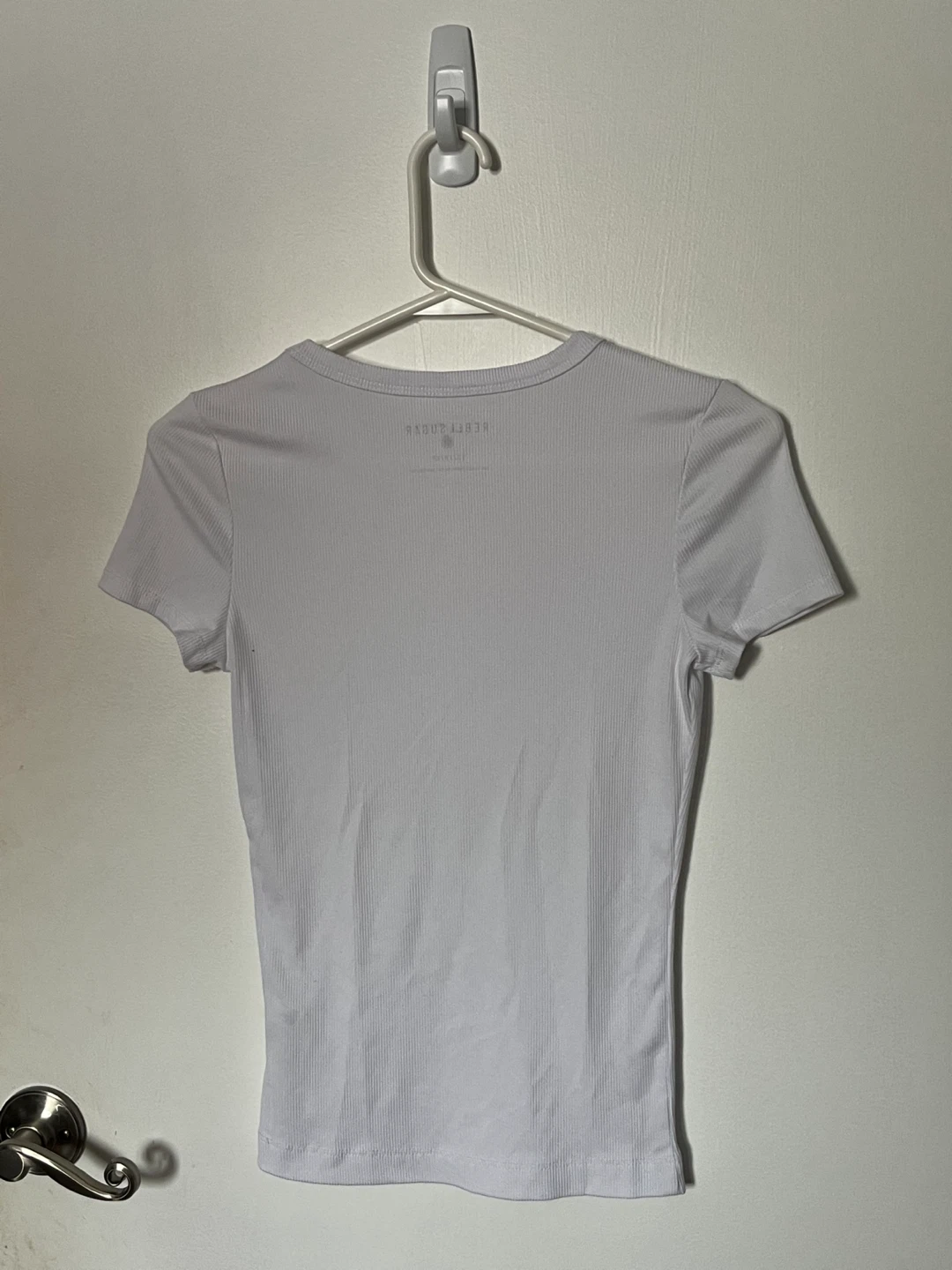 Classic White Fitted Short Sleeve Tee | Women - photo 2
