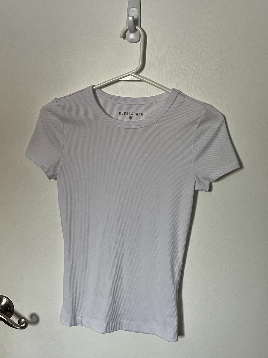 Classic White Fitted Short Sleeve Tee | Women
