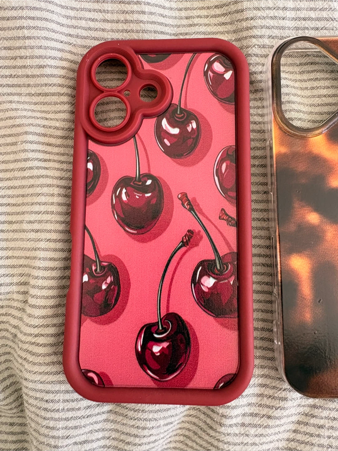 iPhone 16 cases - photo 2