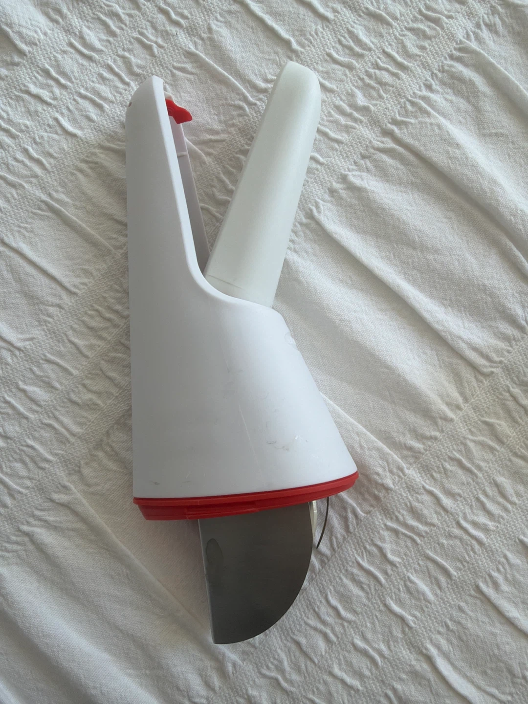 FREE Chef'n grapefruit section tool - photo 2