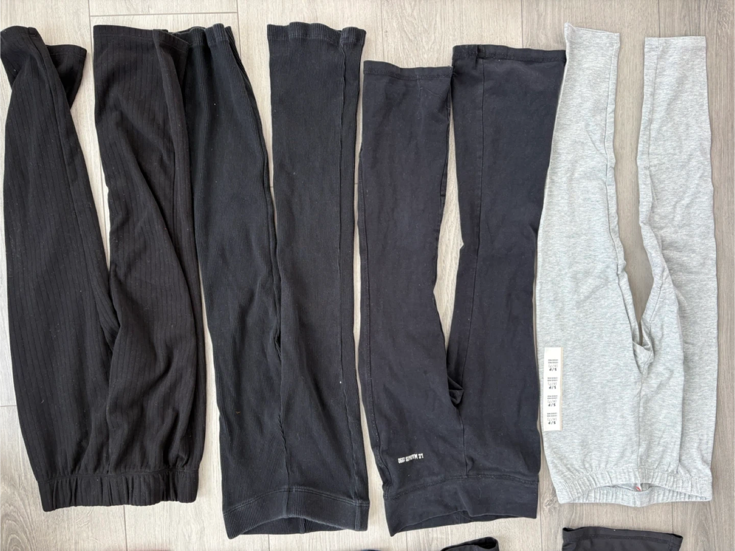9 pairs of 6-7T Kids Leggings and Pants - photo 2