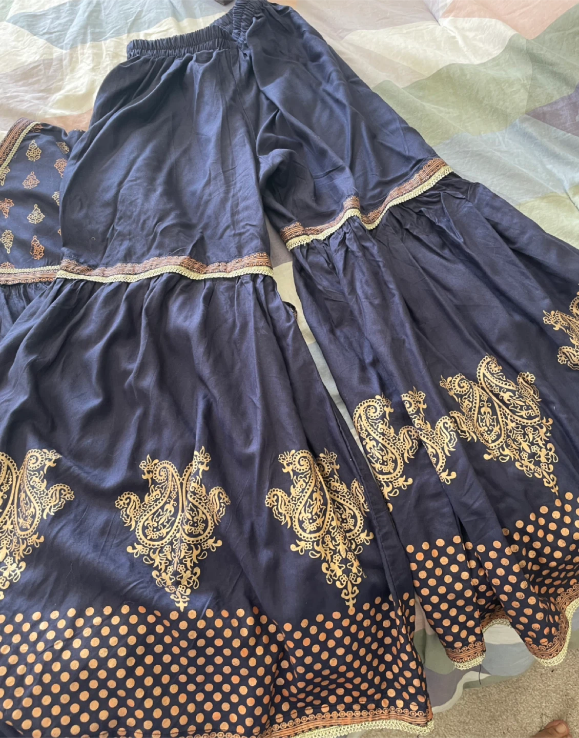 Beautiful 3 Piece Gharara set girls 11-12 - photo 2