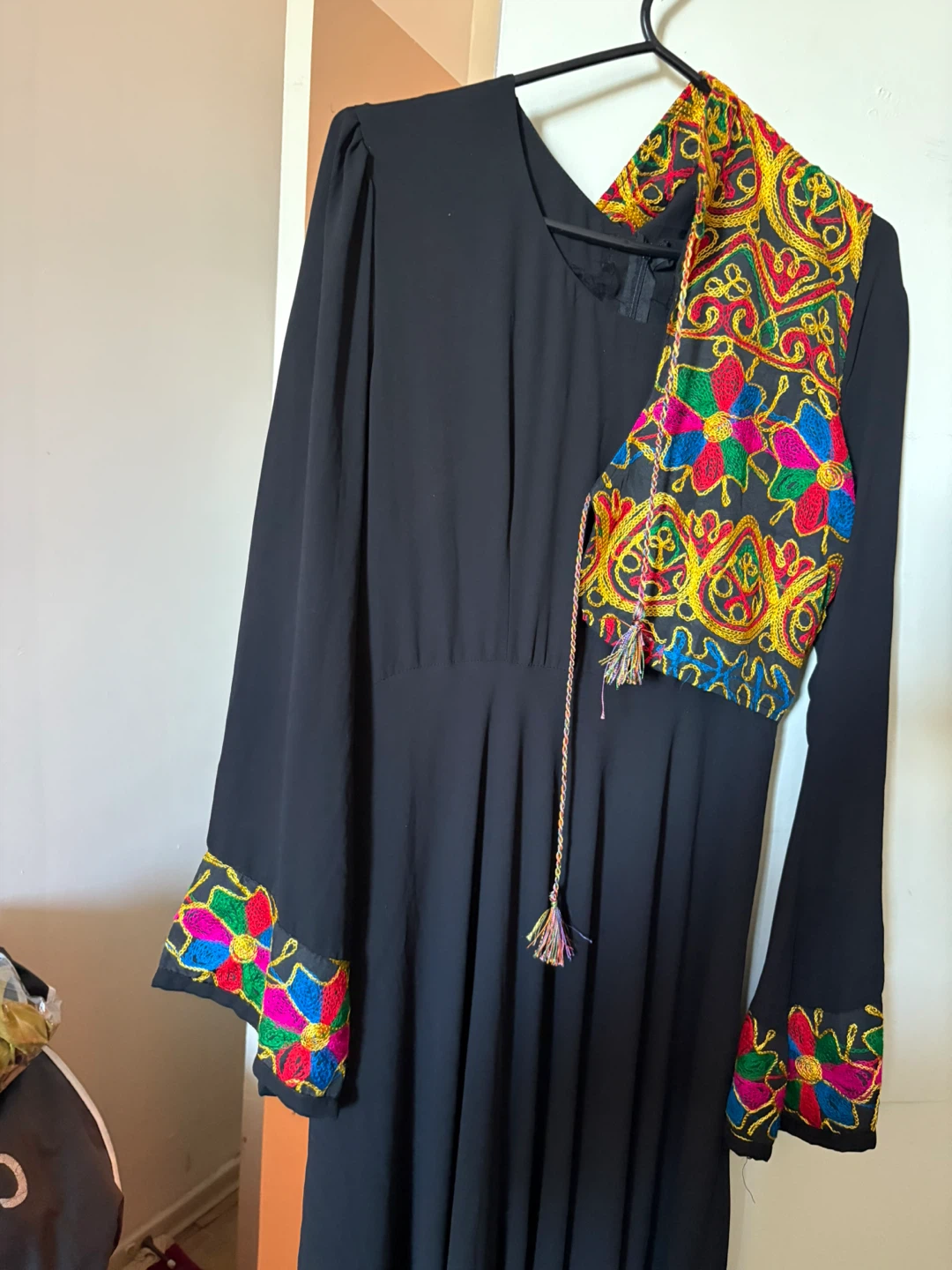Black dress with vibrant embroidered vest and cuffs - photo 4