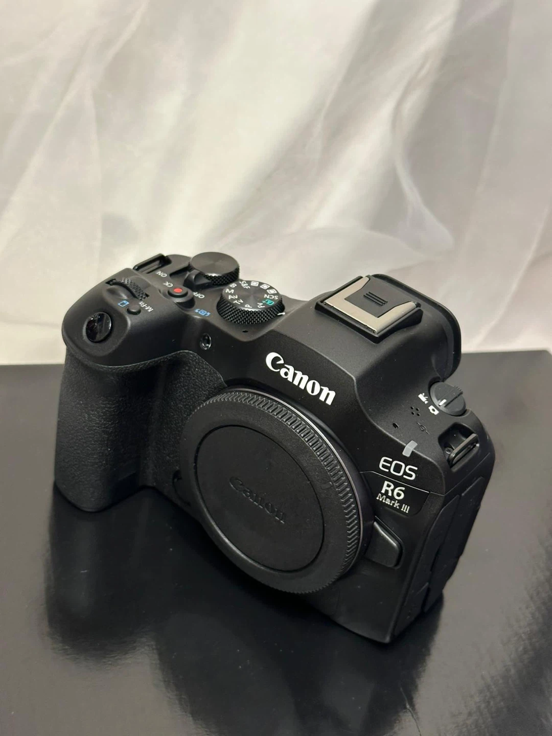 [BNIB]Canon EOS R6 Mark III Digital Camera