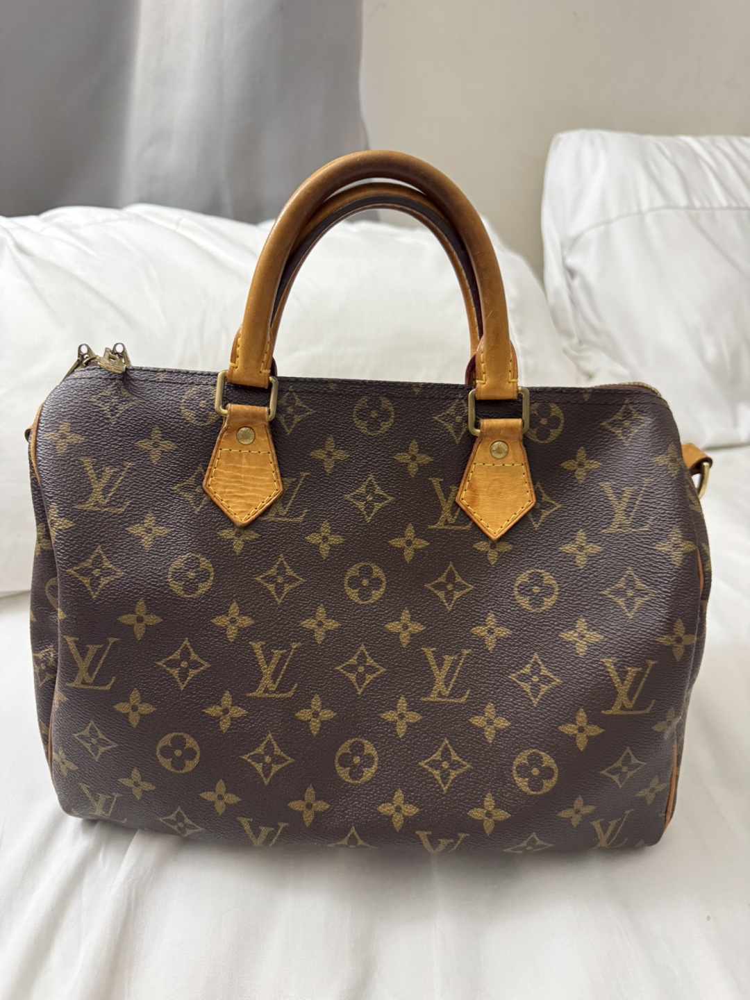 Louis Vuitton bandouliere 30 Monogram Canvas Handbag