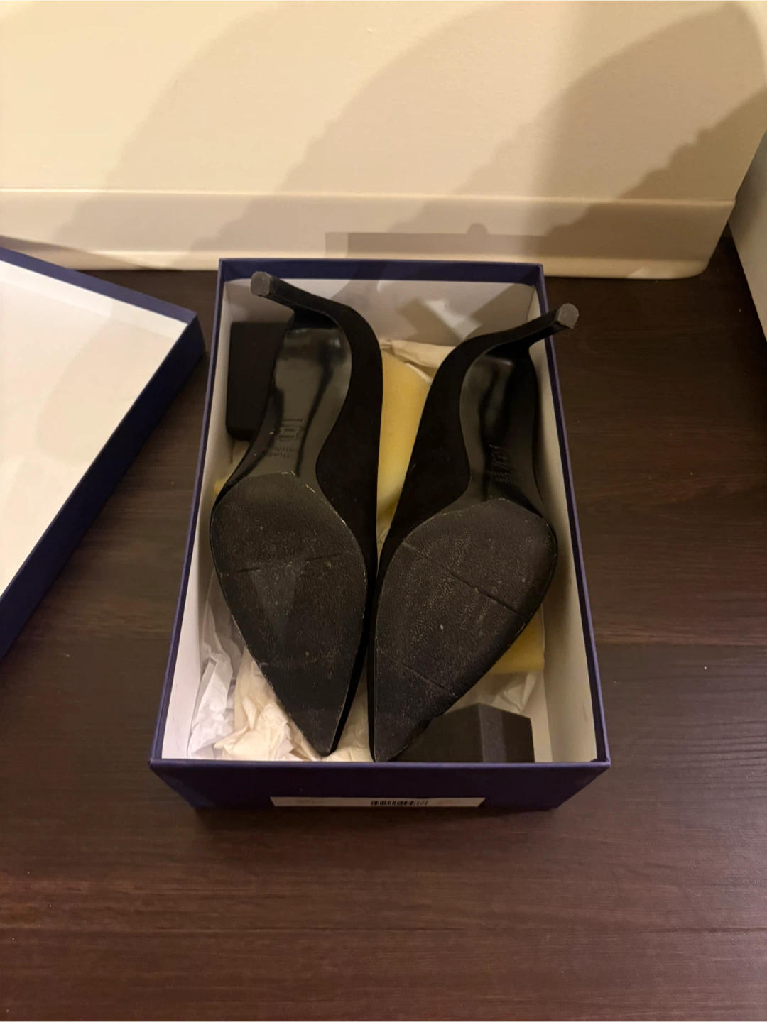 Stuart Weitzman Heist Black Suede Heels Size 8 - photo 3