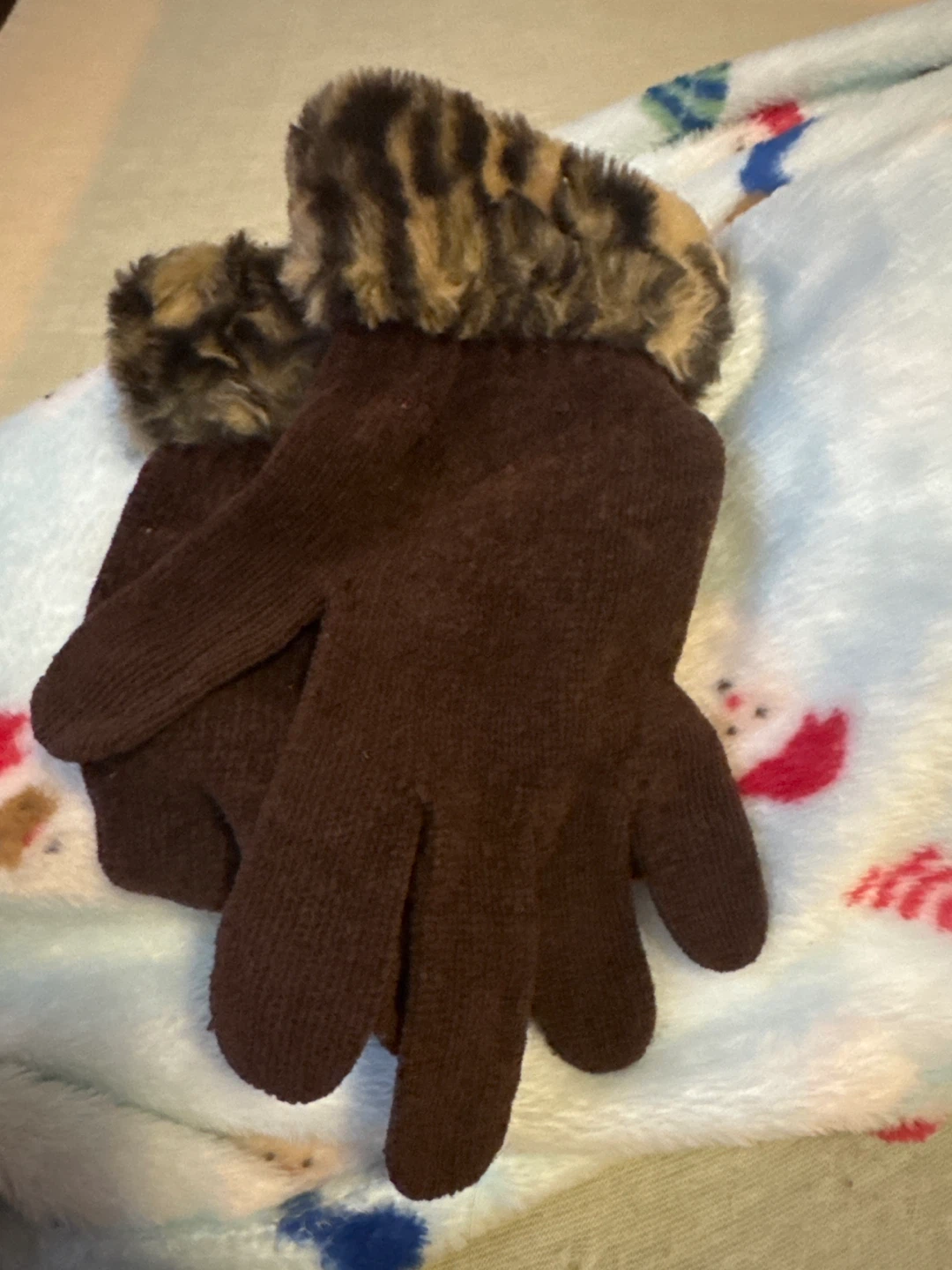 Brown Knit Gloves with Faux Fur Trim ❤️