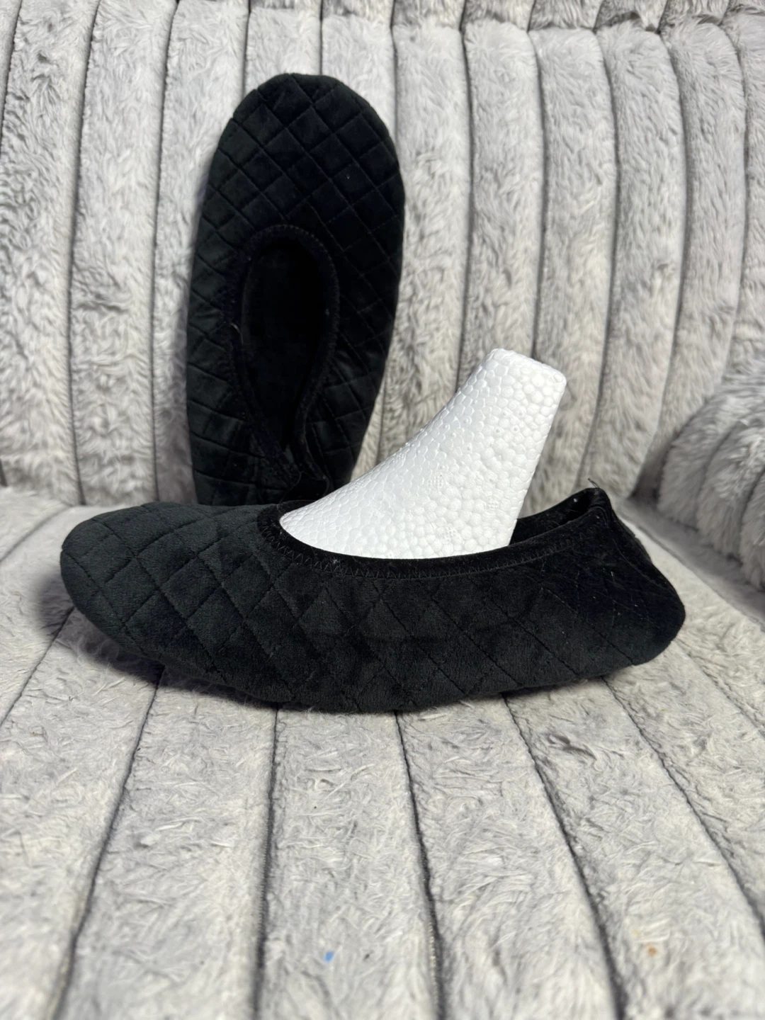Black Quilted Slippers - photo 4
