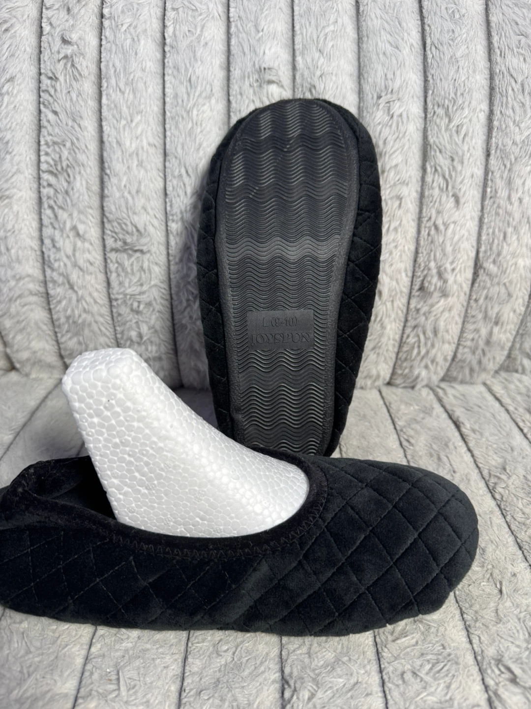 Black Quilted Slippers - photo 3