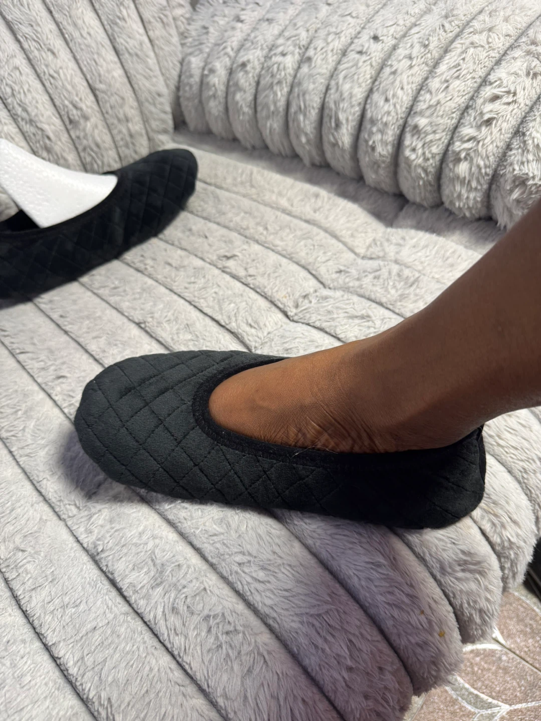 Black Quilted Slippers - photo 2