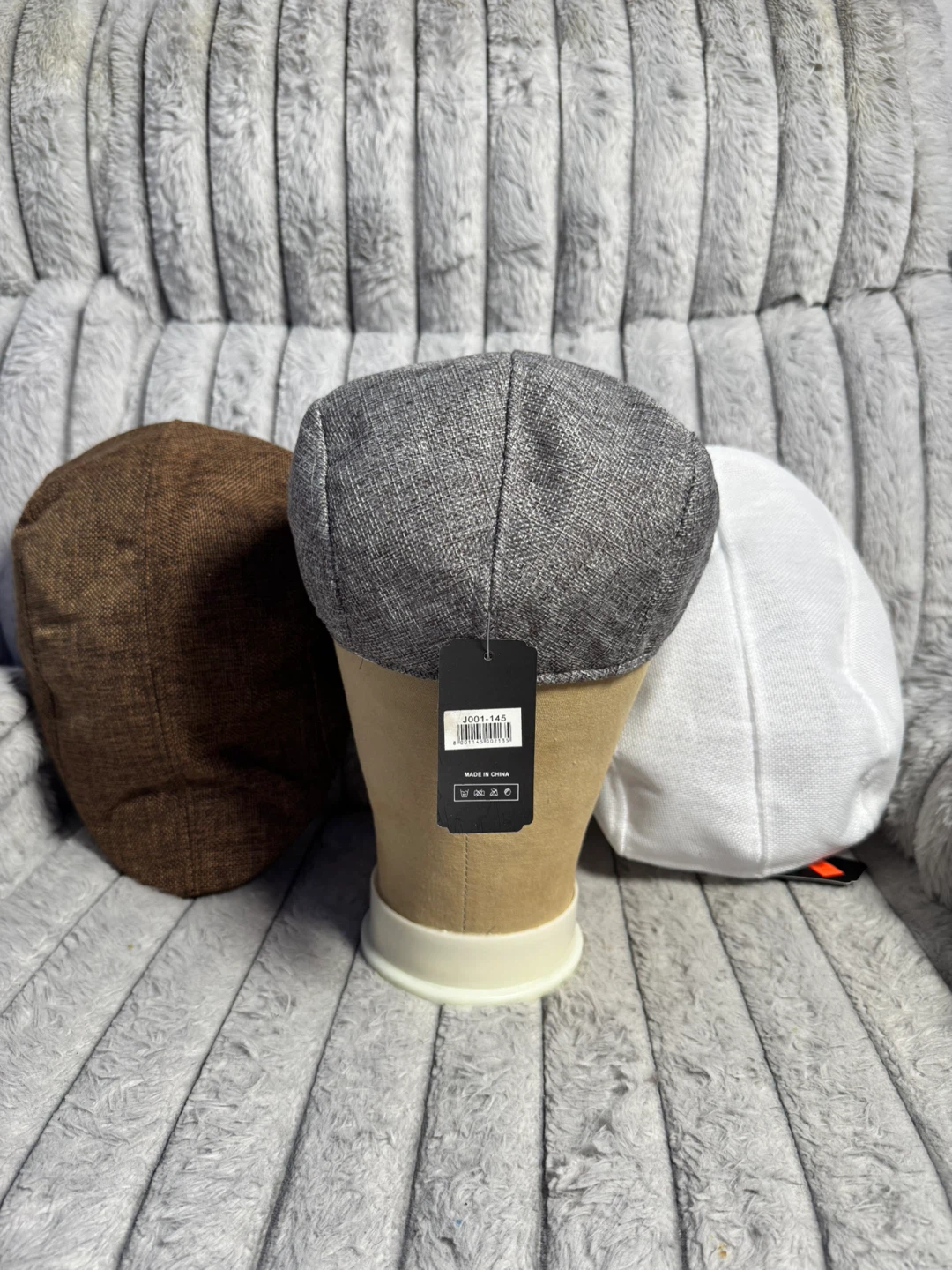 Men's Flat Caps - Brown, Grey, and White - photo 2