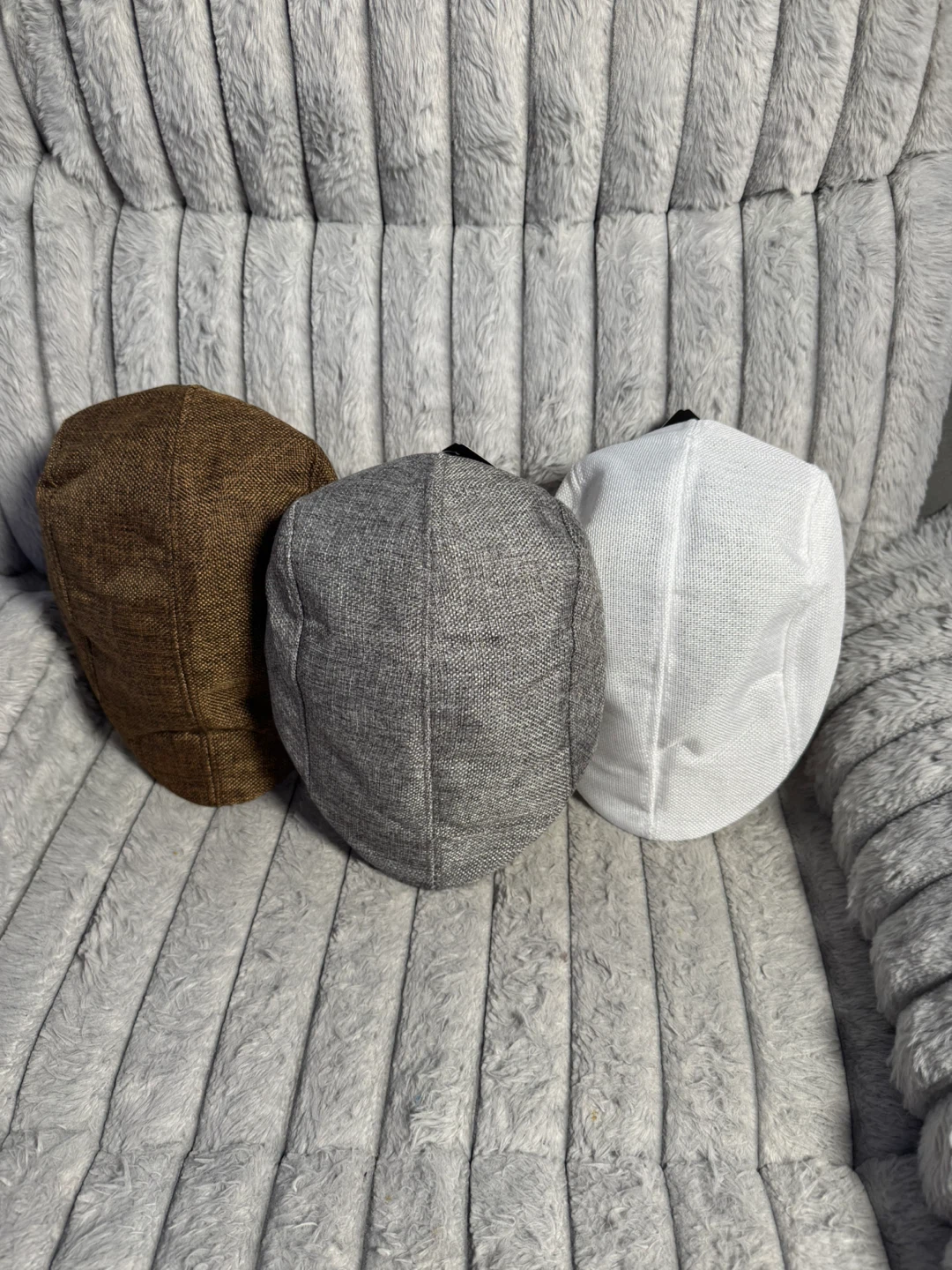 Men's Flat Caps - Brown, Grey, and White - photo 3