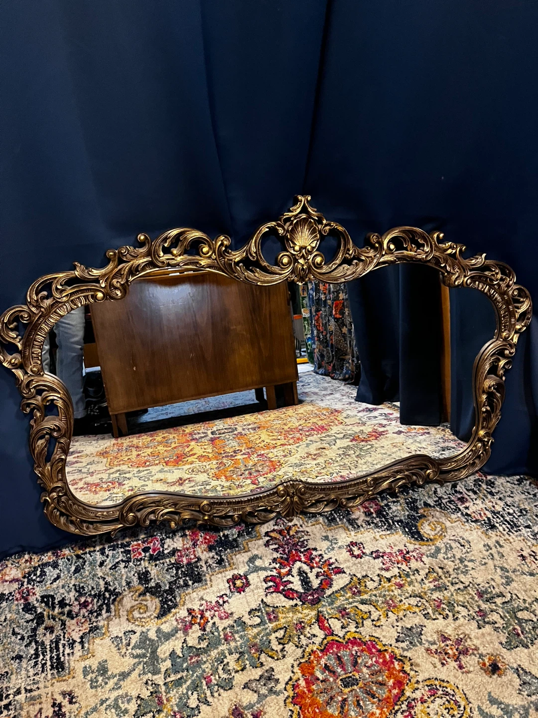 Very cool large ornate gilt mirror - photo 2