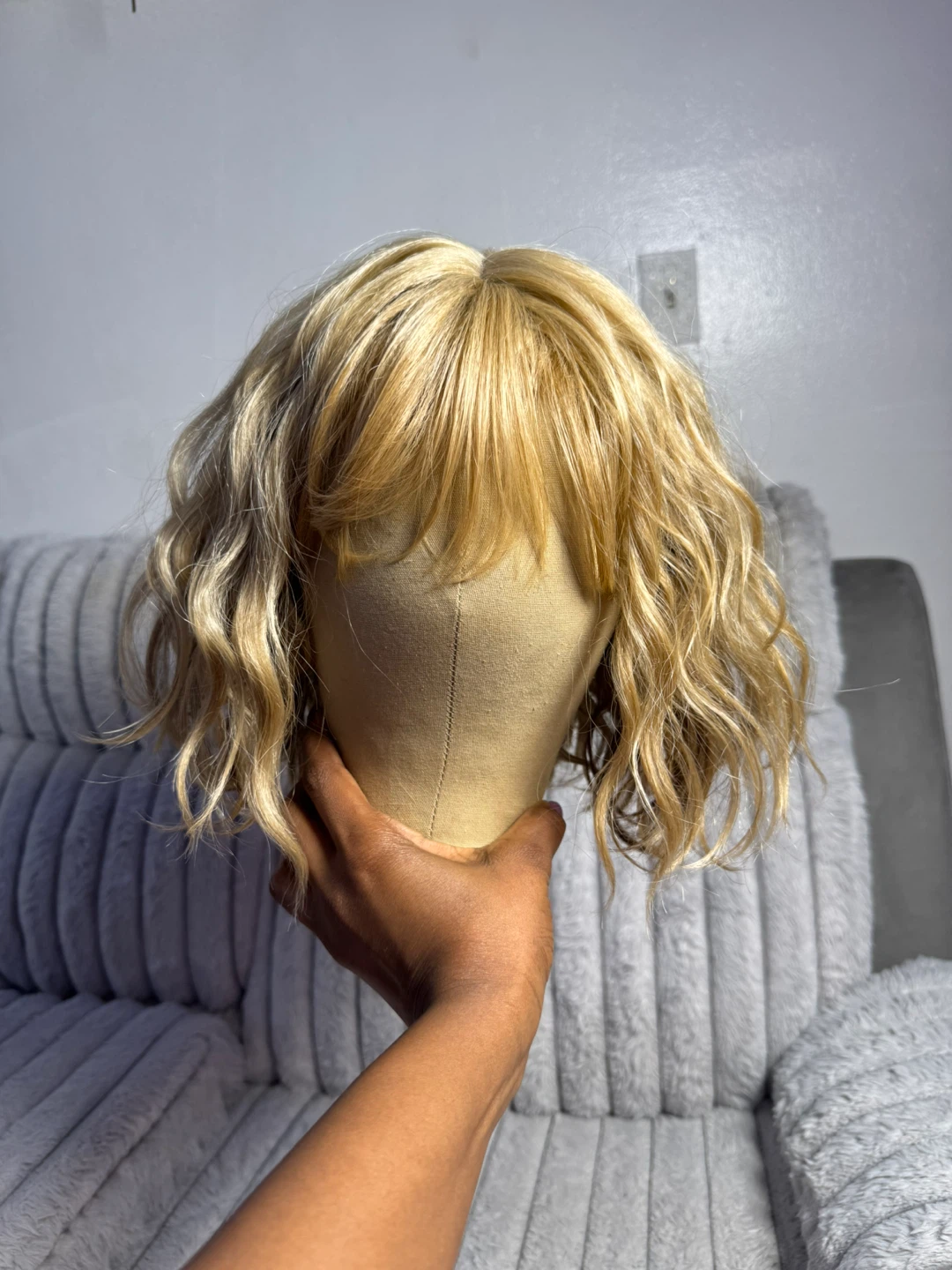 Wavy Blonde Bob Wig - photo 4