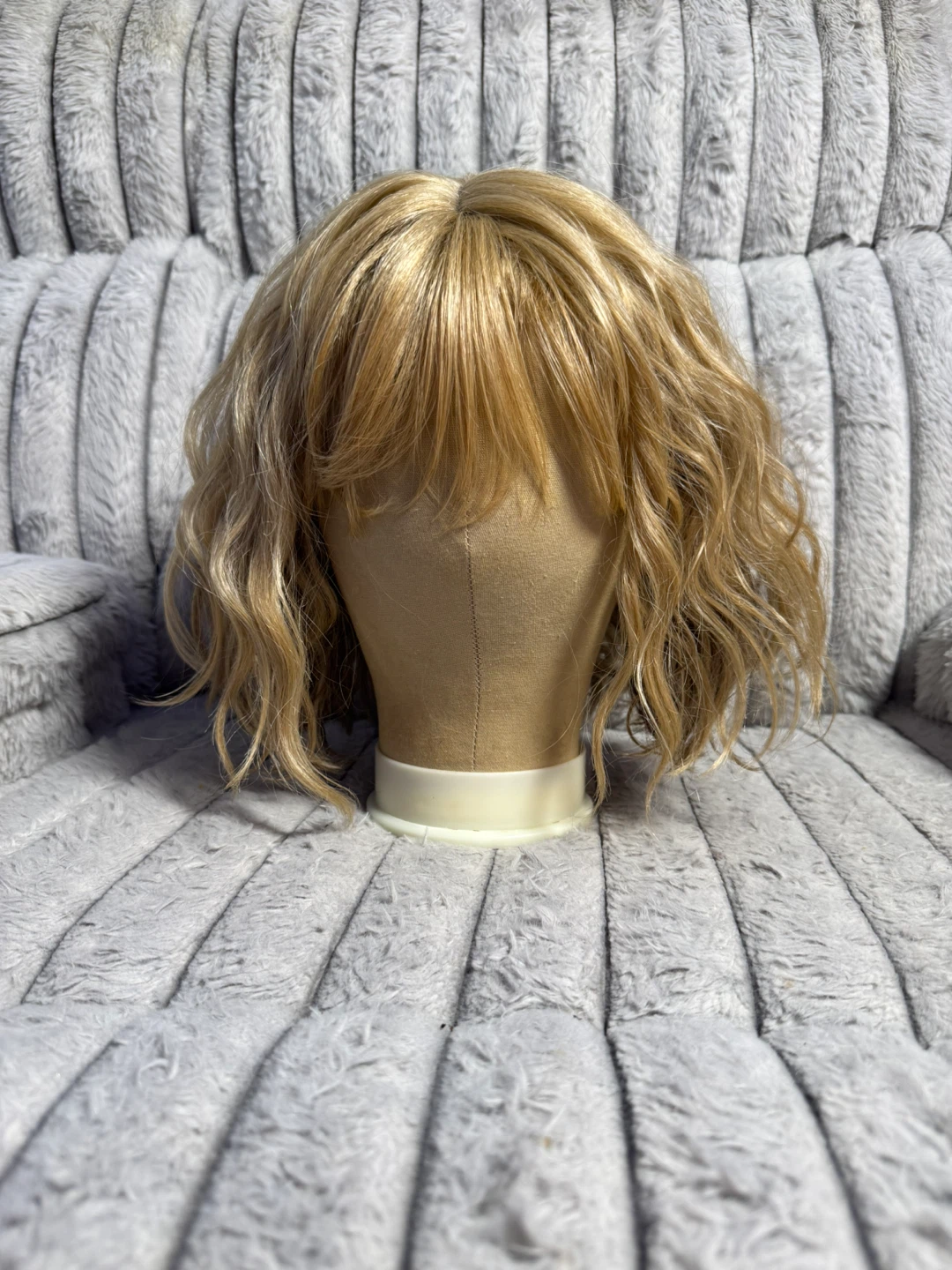 Wavy Blonde Bob Wig - photo 3