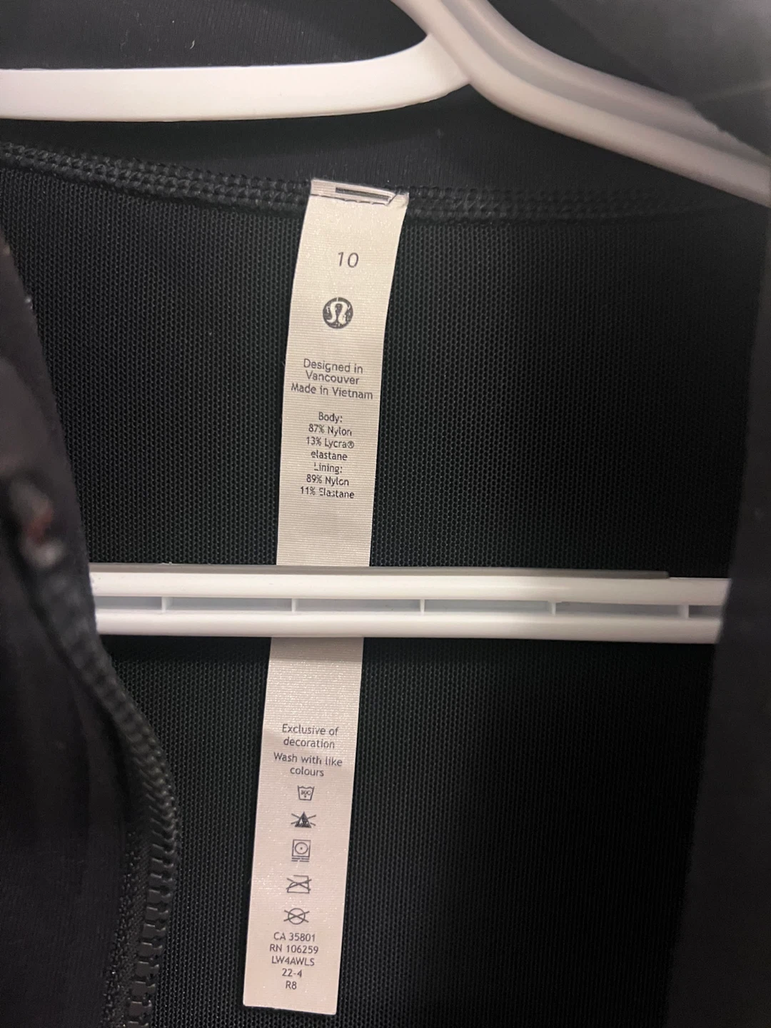 Lululemon Black Full Zip Jacket Size 10 - photo 2
