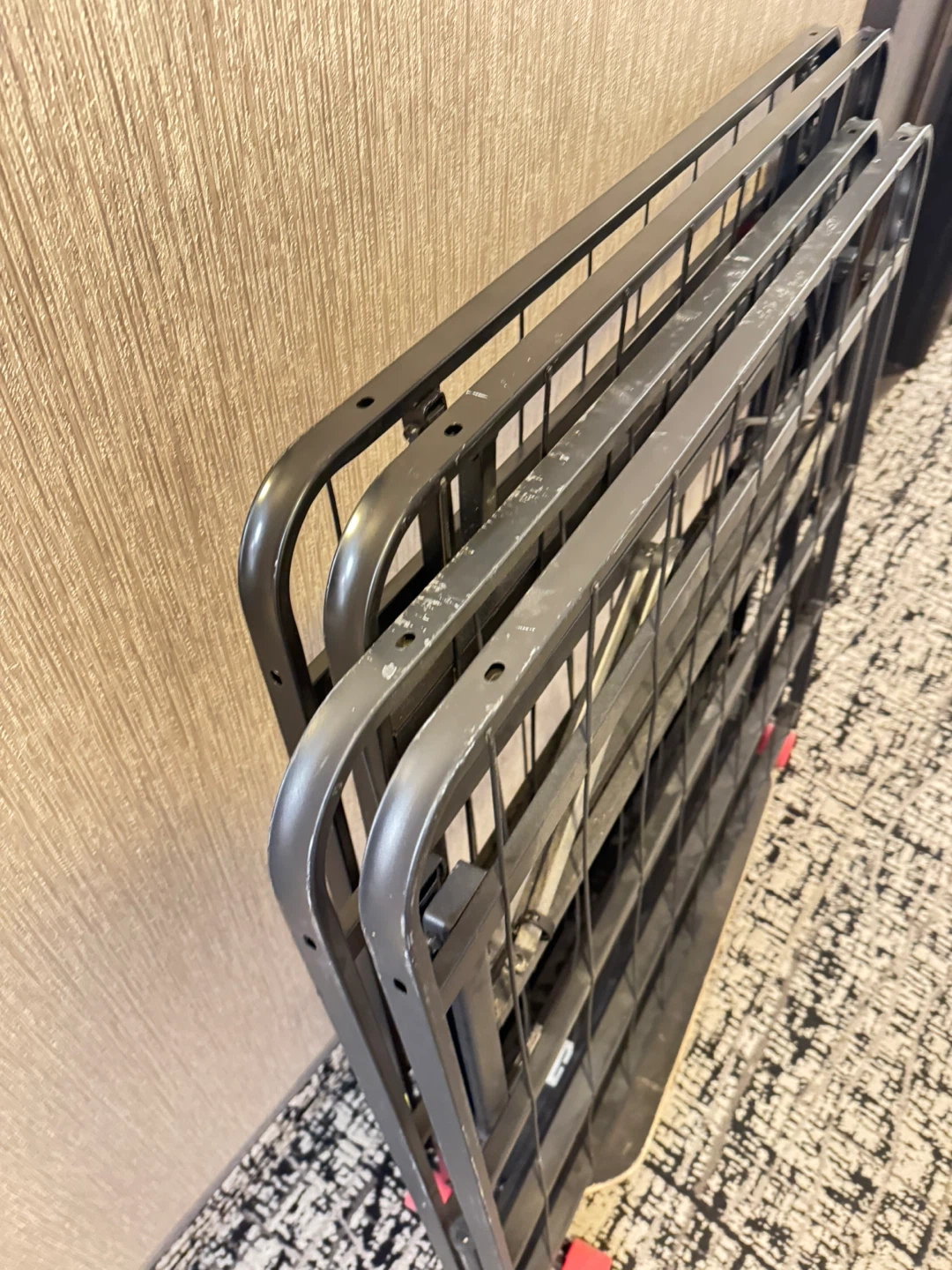 Twin Metal Folding Bed Frames - photo 4