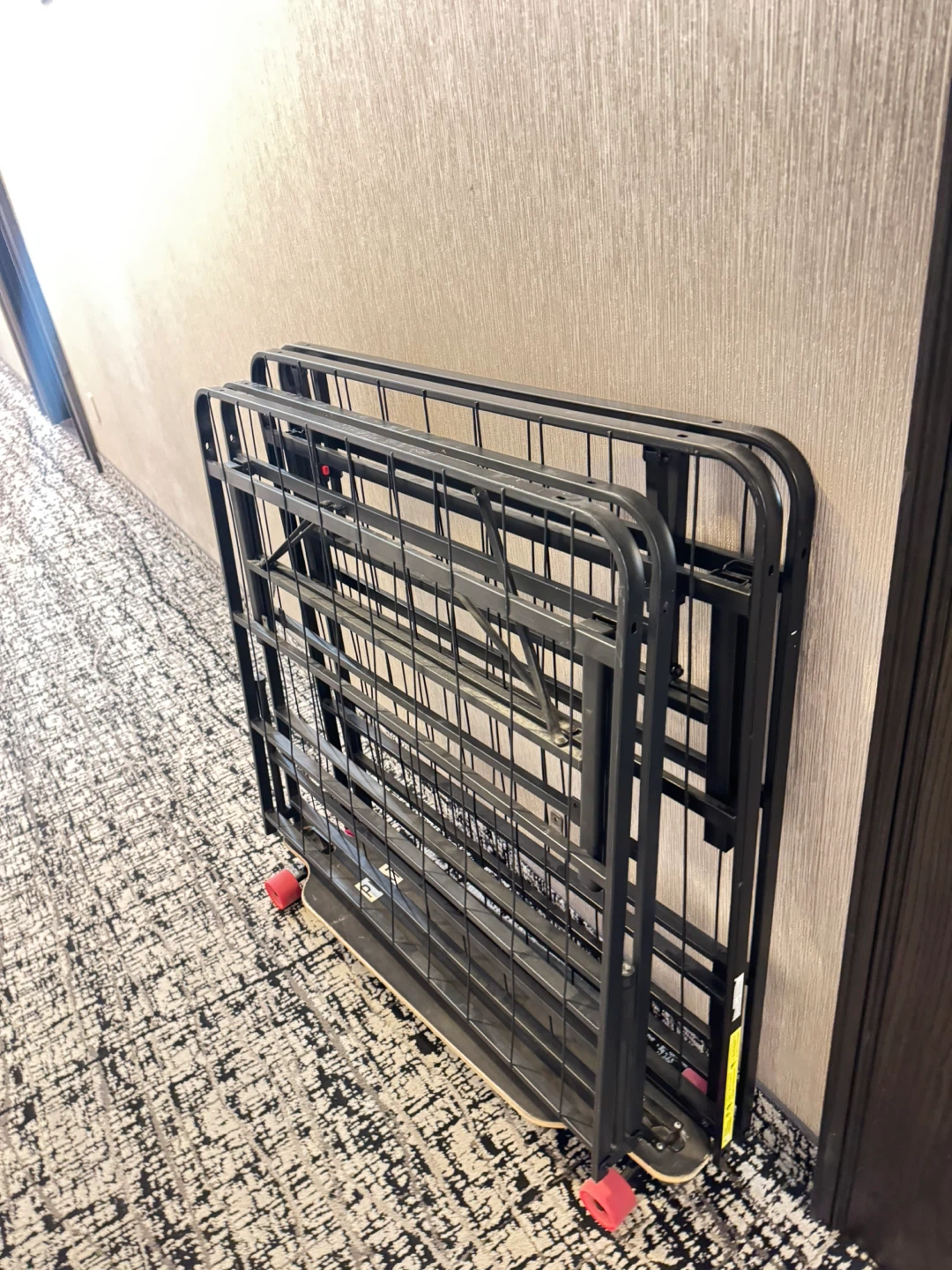 Twin Metal Folding Bed Frames - photo 3