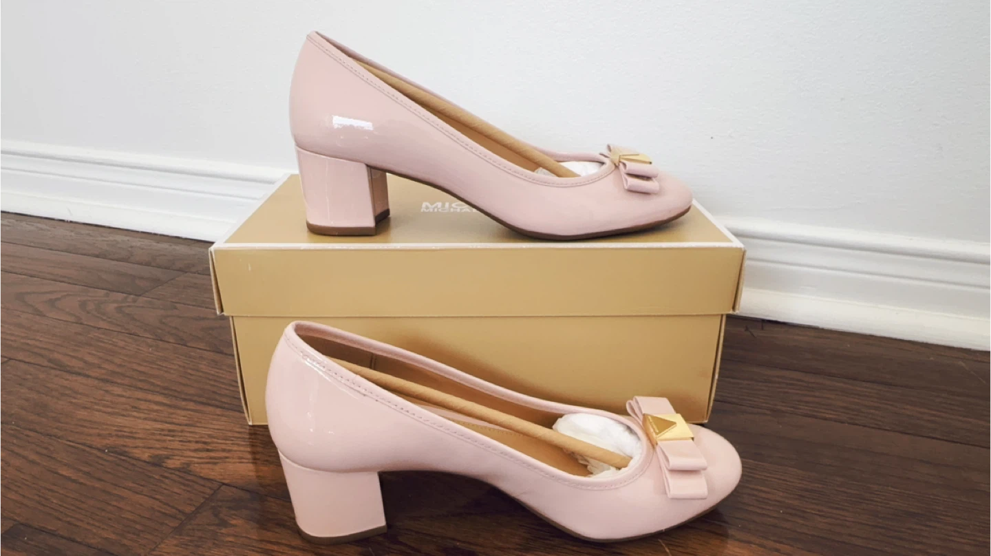 Michael Kors Pink Patent Leather Bow Heels with Box - photo 2