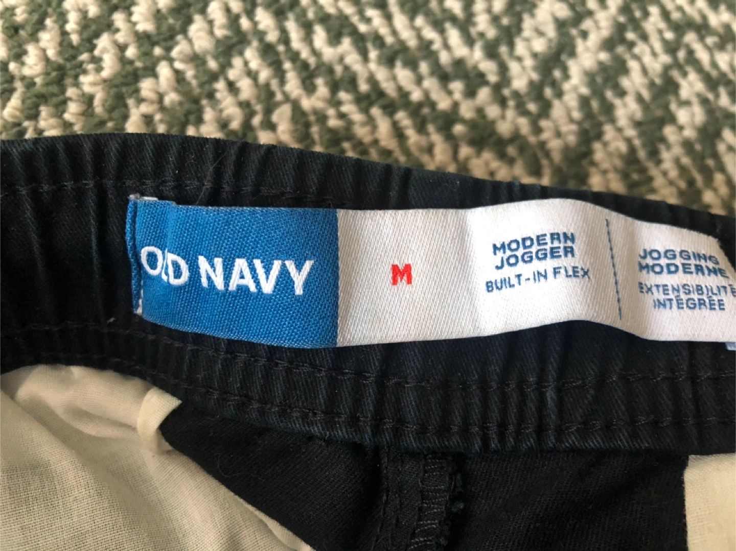 Old Navy Modern Jogger Pants - Black - Size M - photo 2