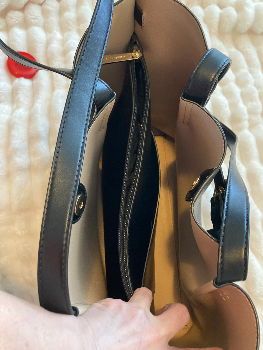 Real Leather Michael Kors Tote - photo 3