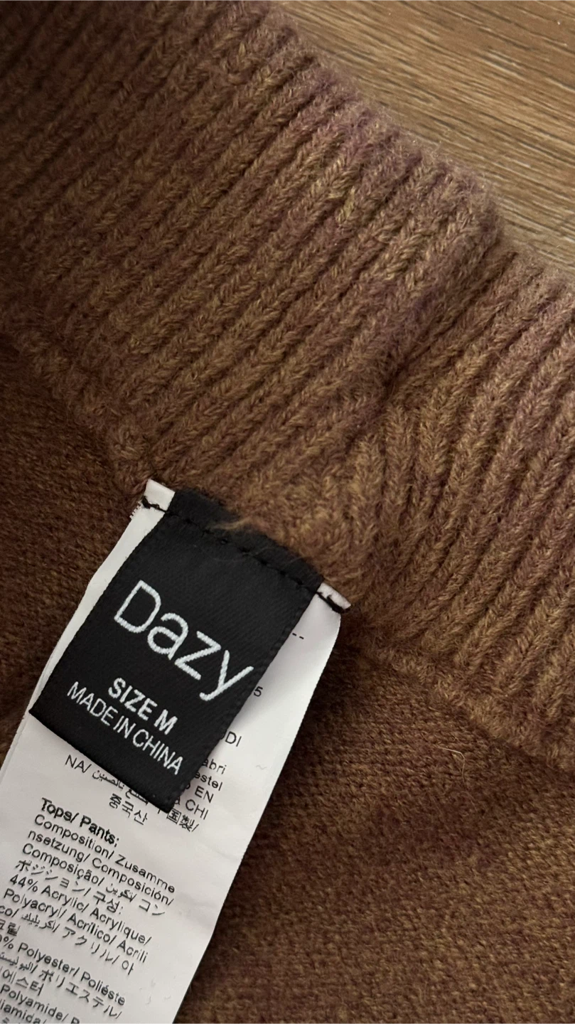 Dazy Knit Sweater and Pants Set - Size M - photo 2