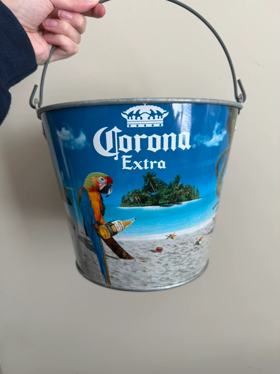 🧡 Corona Extra Metal Bucket