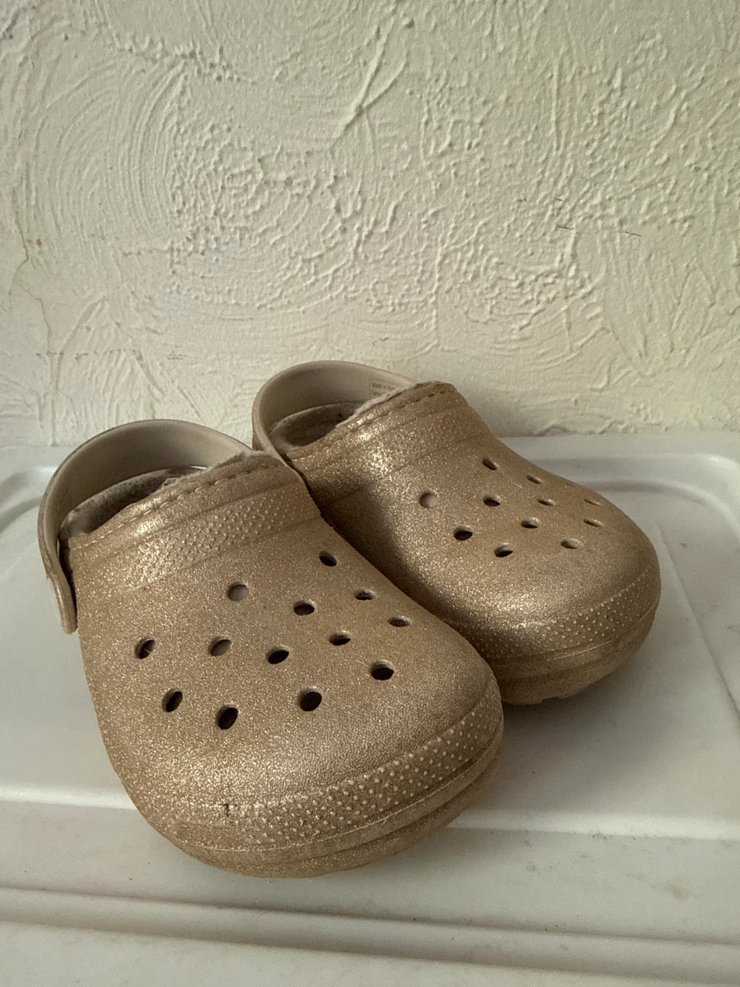 Crocs Faux Fur Lined Clogs Size C10