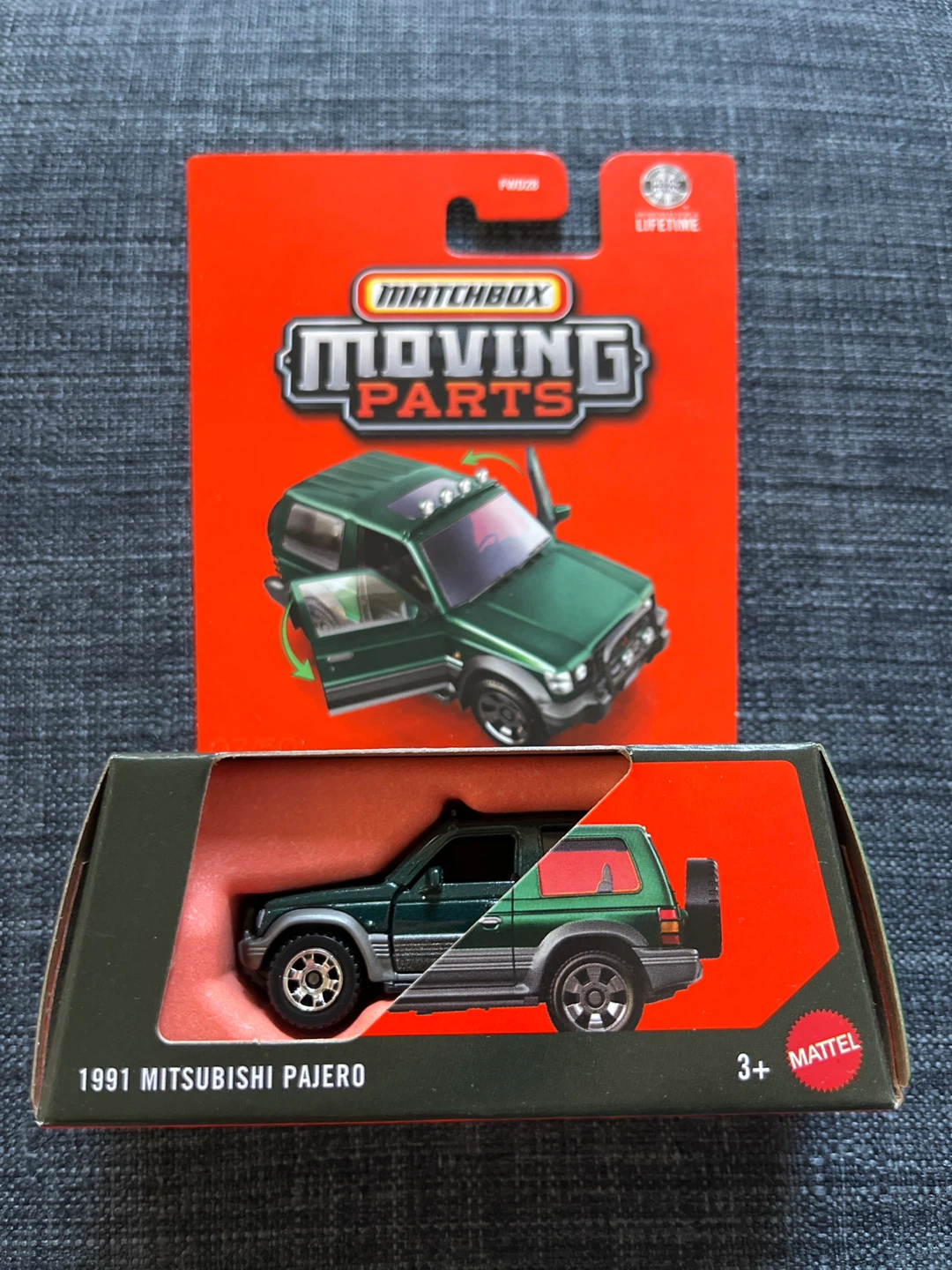 Matchbox Moving Parts 1991 Mitsubishi Pajero Toy Car