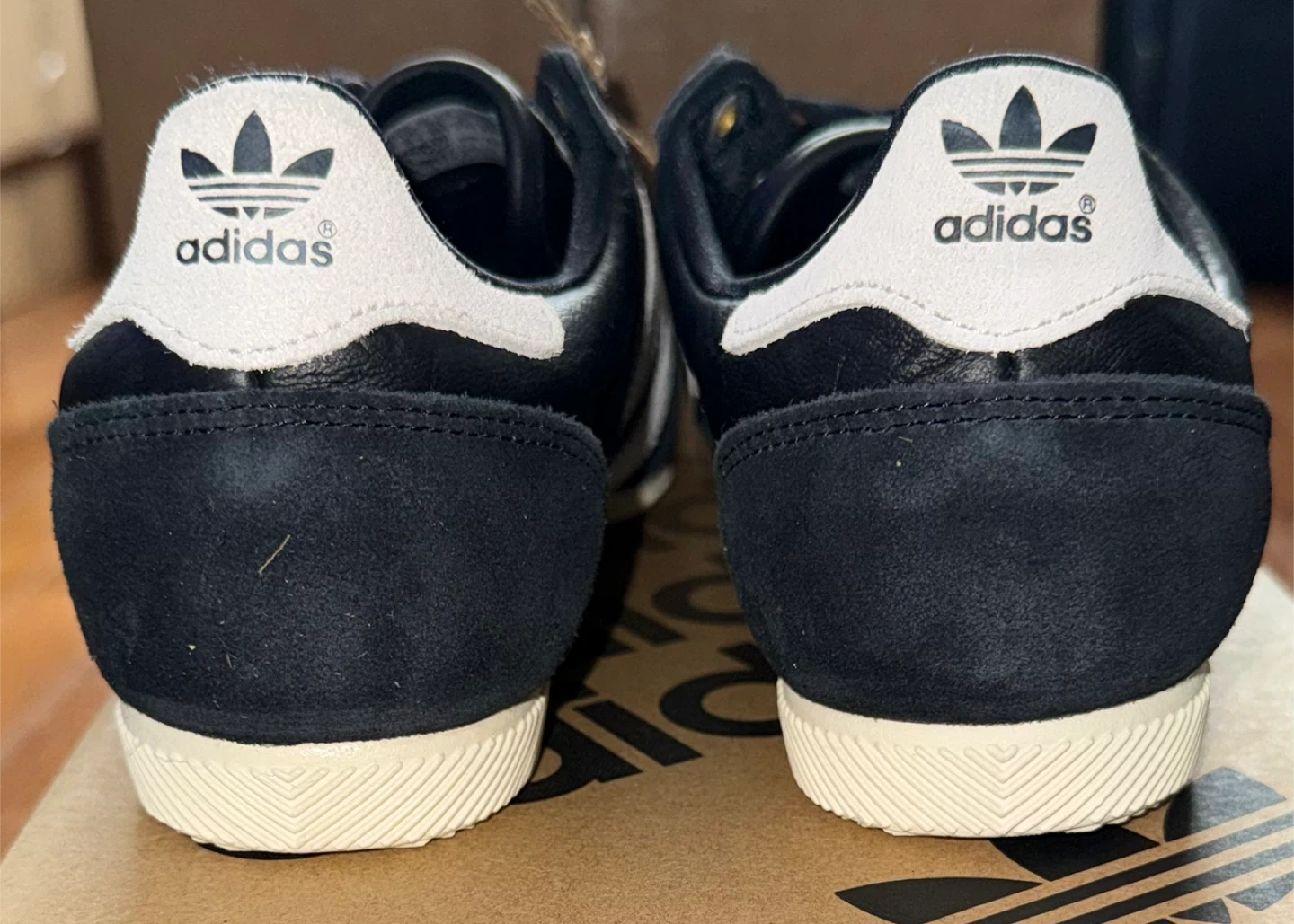 Adidas Japan Black White Leather Suede Sneakers Size 7 Women’s - photo 4
