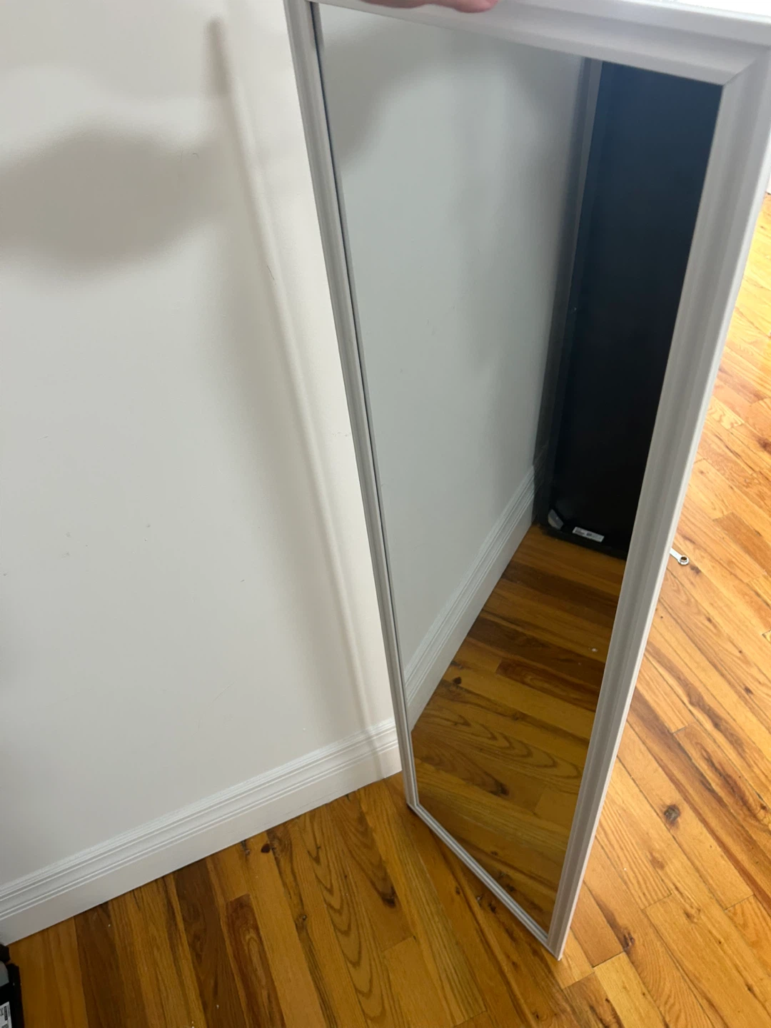 White Standing Mirror - photo 2