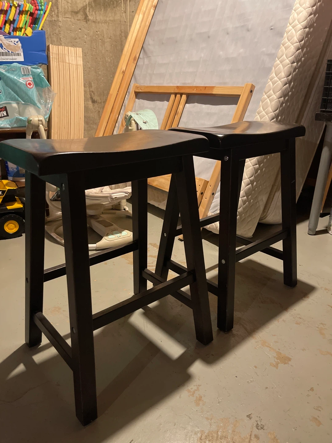 Set of 2 Dark Brown Wooden Bar Stools - photo 2