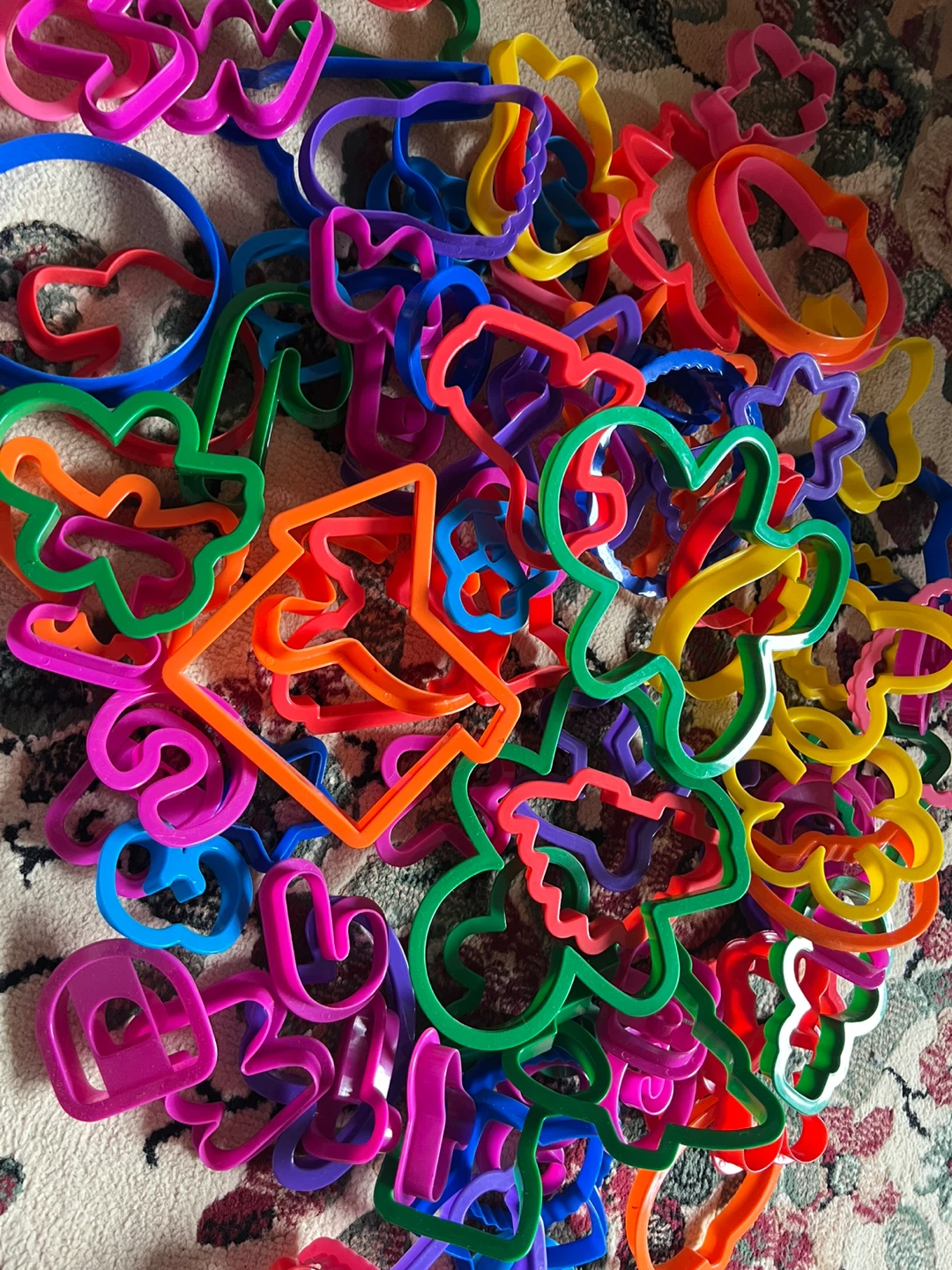 Wilton 100 Piece Cookie Cutter Set - Fun Shapes! - photo 2