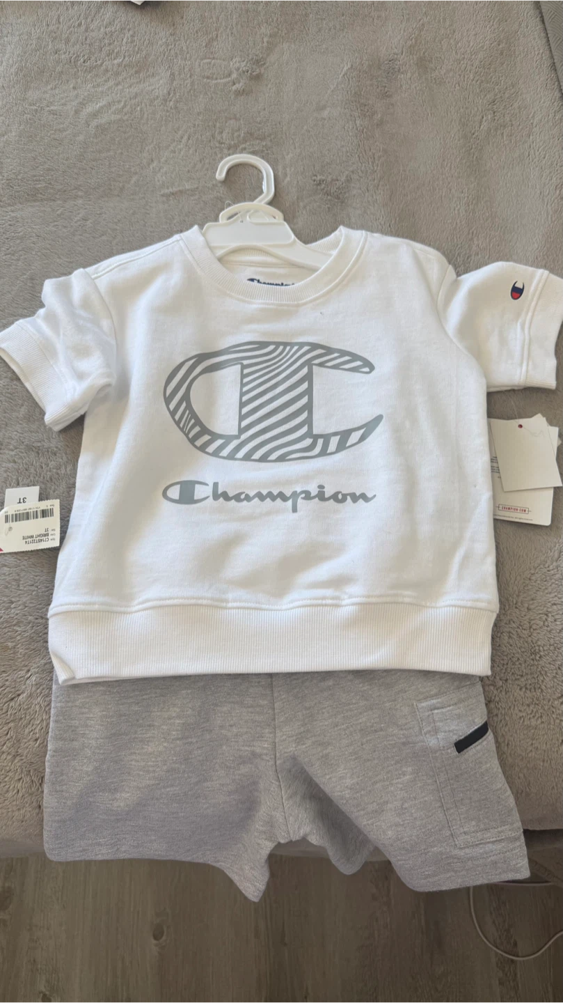 Brand new Baby boy outfits (3T)