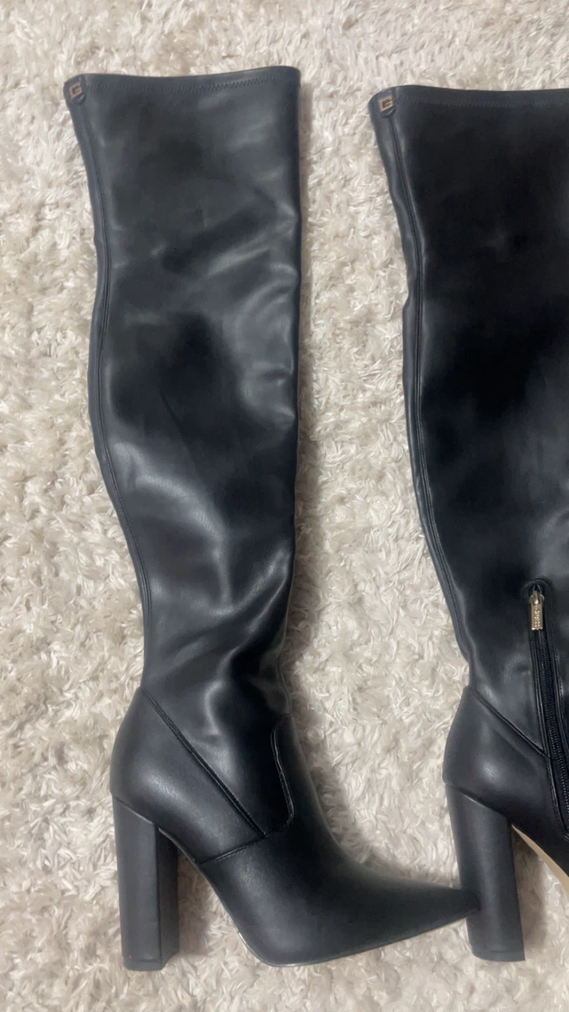 Guess thigh high Boots size 6