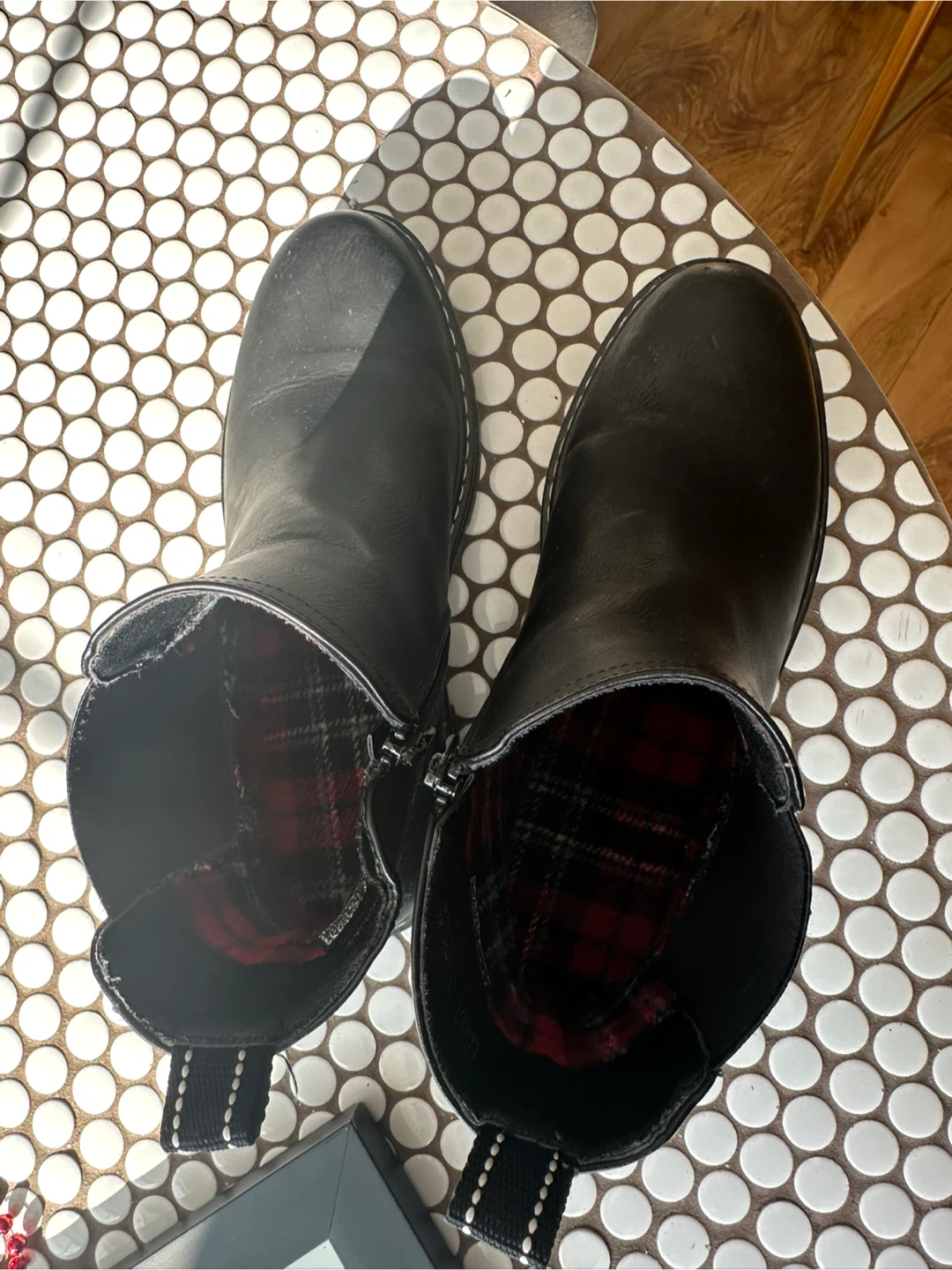 Black Chelsea Boots - photo 3