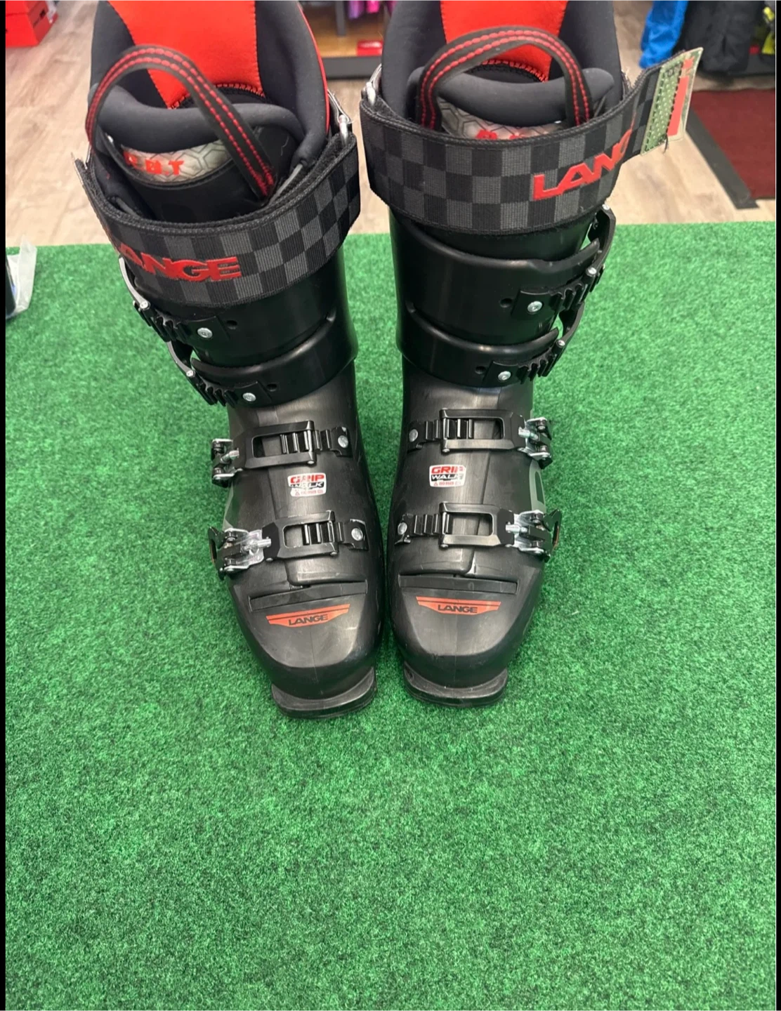 Lange RX 100 LV Ski Boots