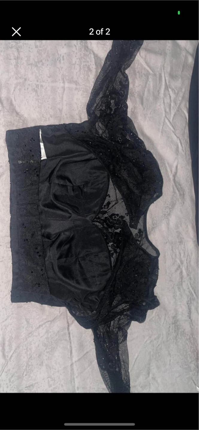 Black two-piece floral embroidered skirt and lace top - photo 2