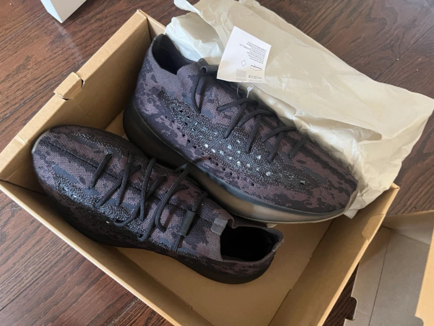 Adidas Yeezy Boost 380 "ONYX" Size 11 - photo 3