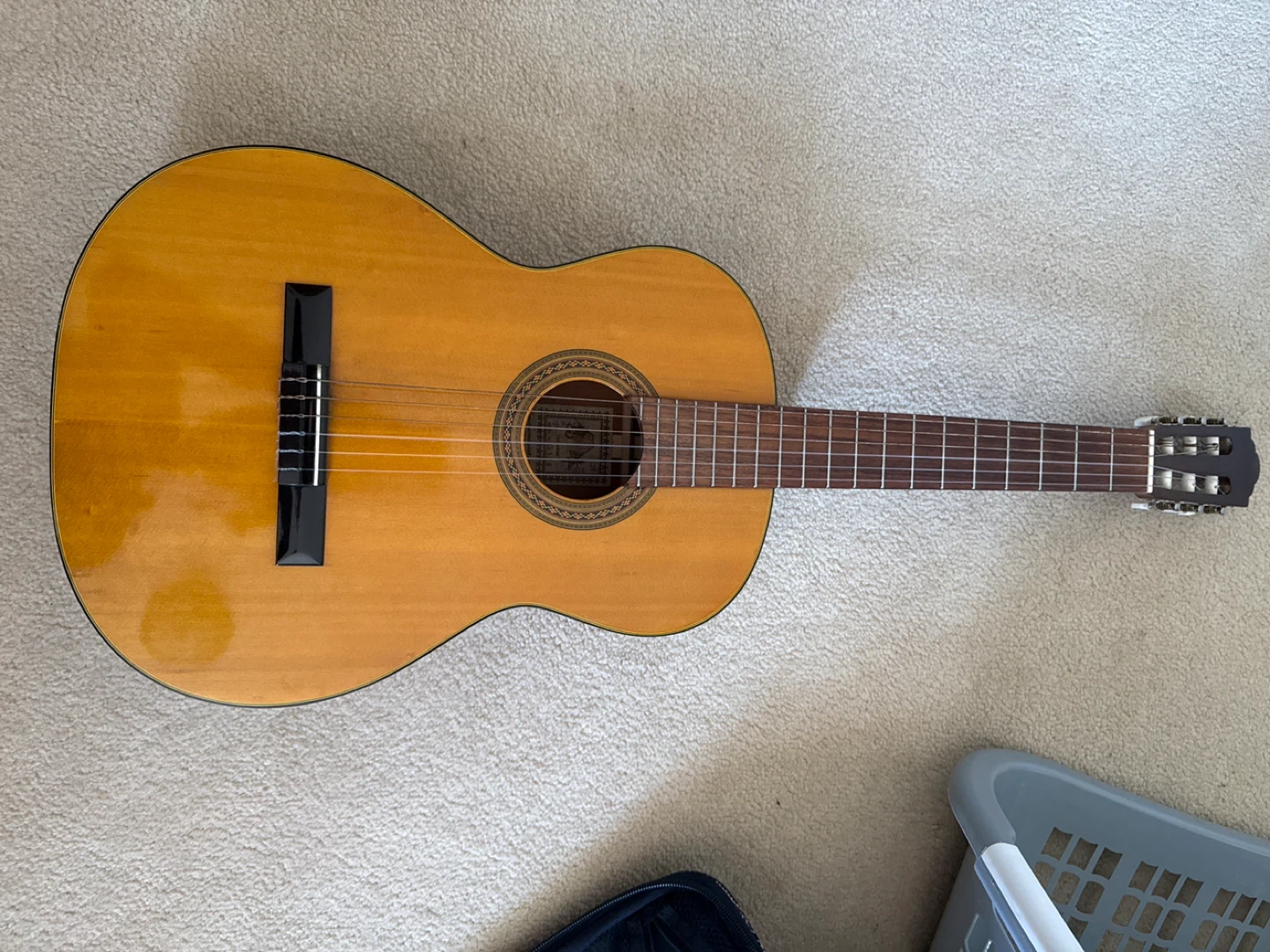 Takamine G126 Classical Guitar with Case - photo 2