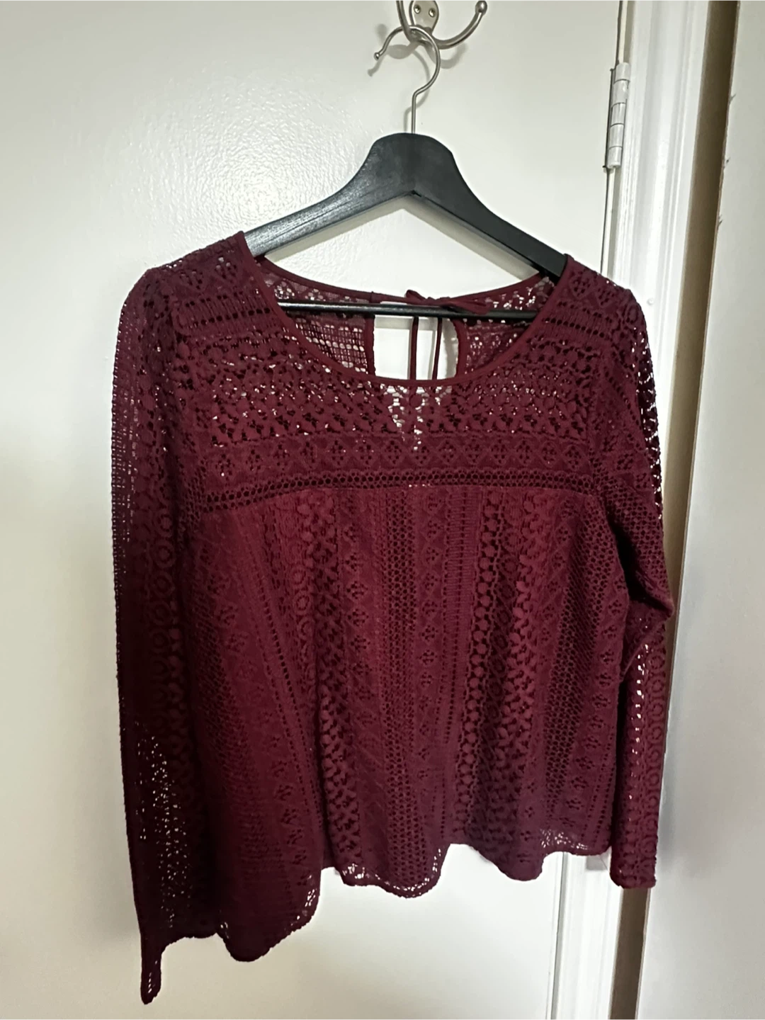 Hollister Burgundy Lace Top - Size L - photo 2