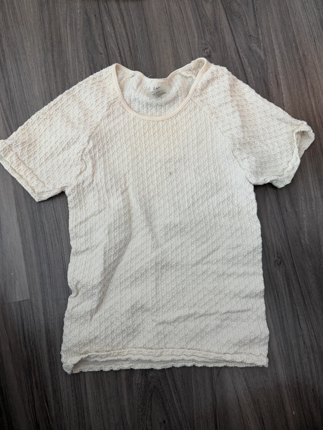 ARITZIA "Seamless" Textured T-Shirt - Cream, Size S