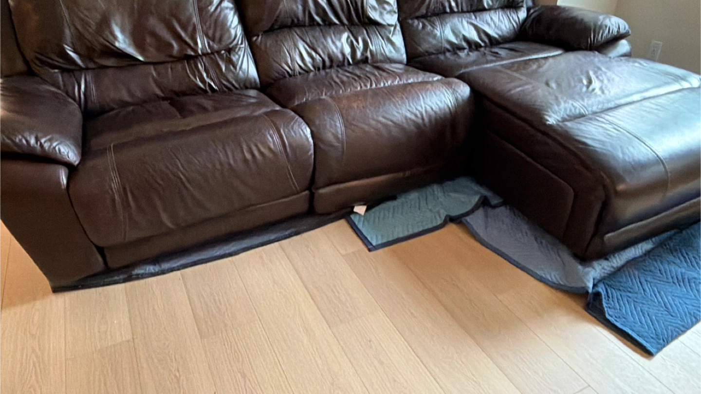 Power Reclining Leather Sectional - photo 2