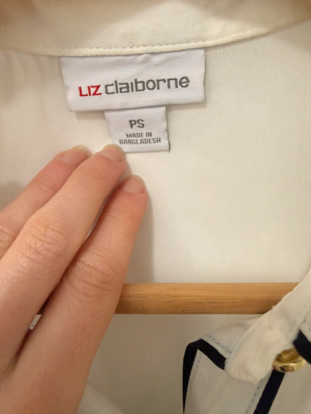 Liz Claiborne White Sleeveless Sheer Blouse - PS - photo 3