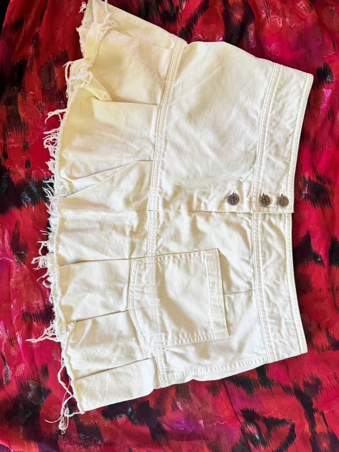 White Denim Mini Skirt with Pleats and Raw Hem - photo 2