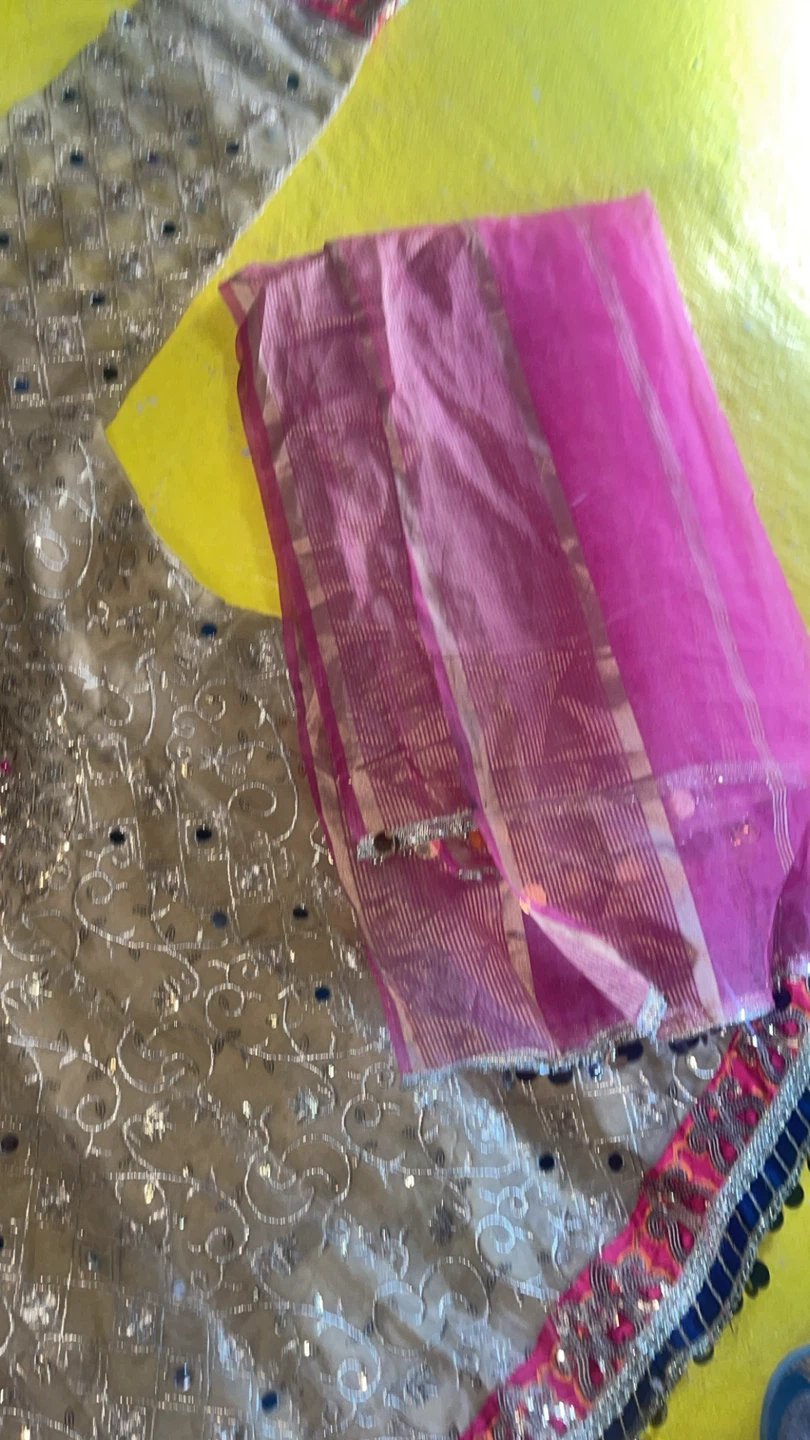 Embellished Kurti and Dupatta Set - photo 3